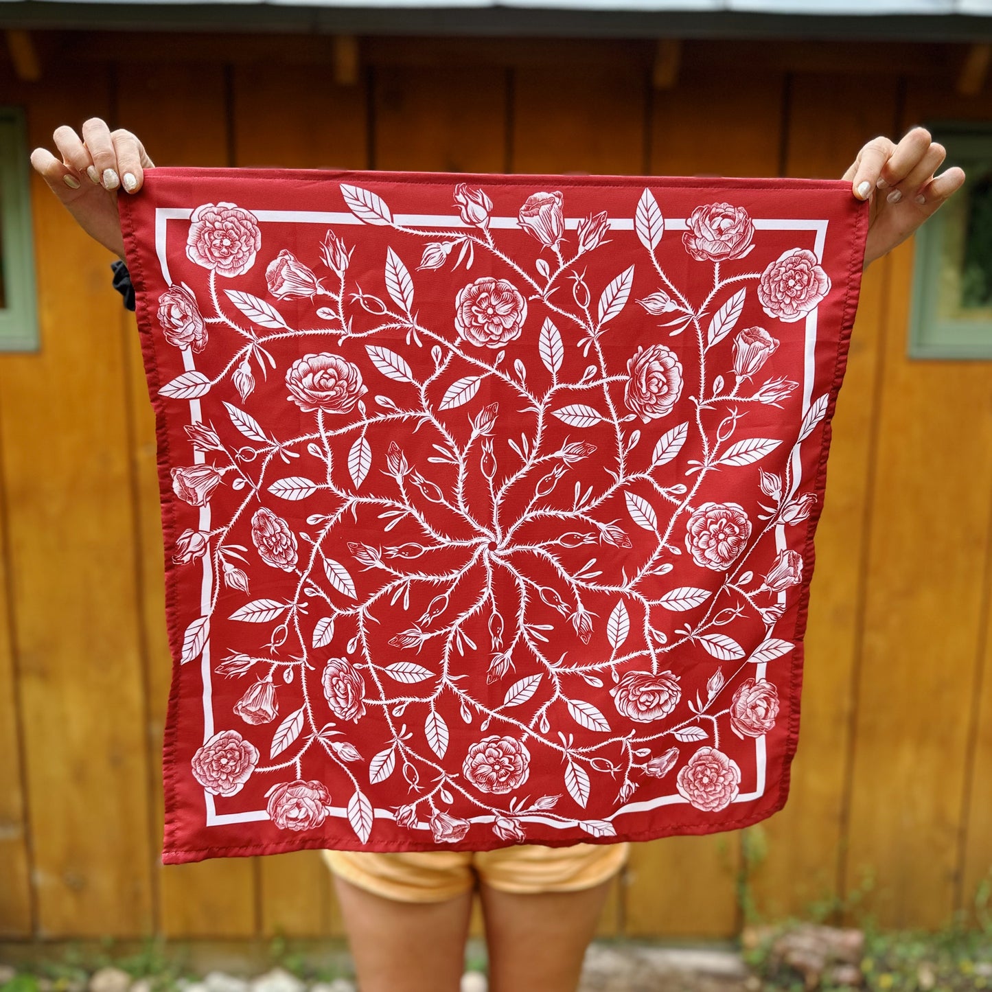 ROSE BRAMBLE - 21x21" bandana