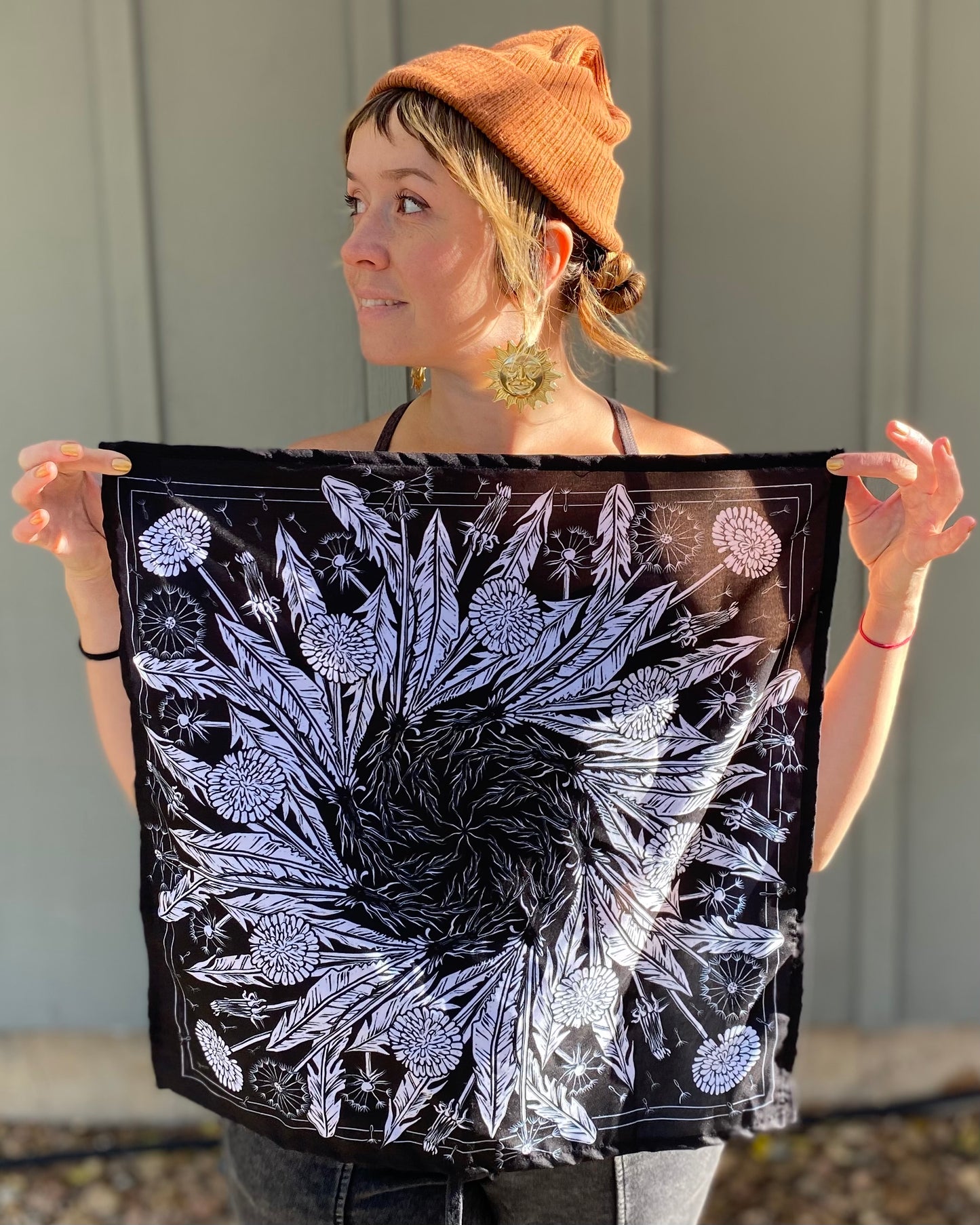 DANDELION SPIRAL - 21x21" bandana