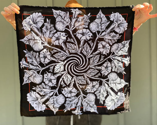 DATURA SPIRAL - 21x21" bandana