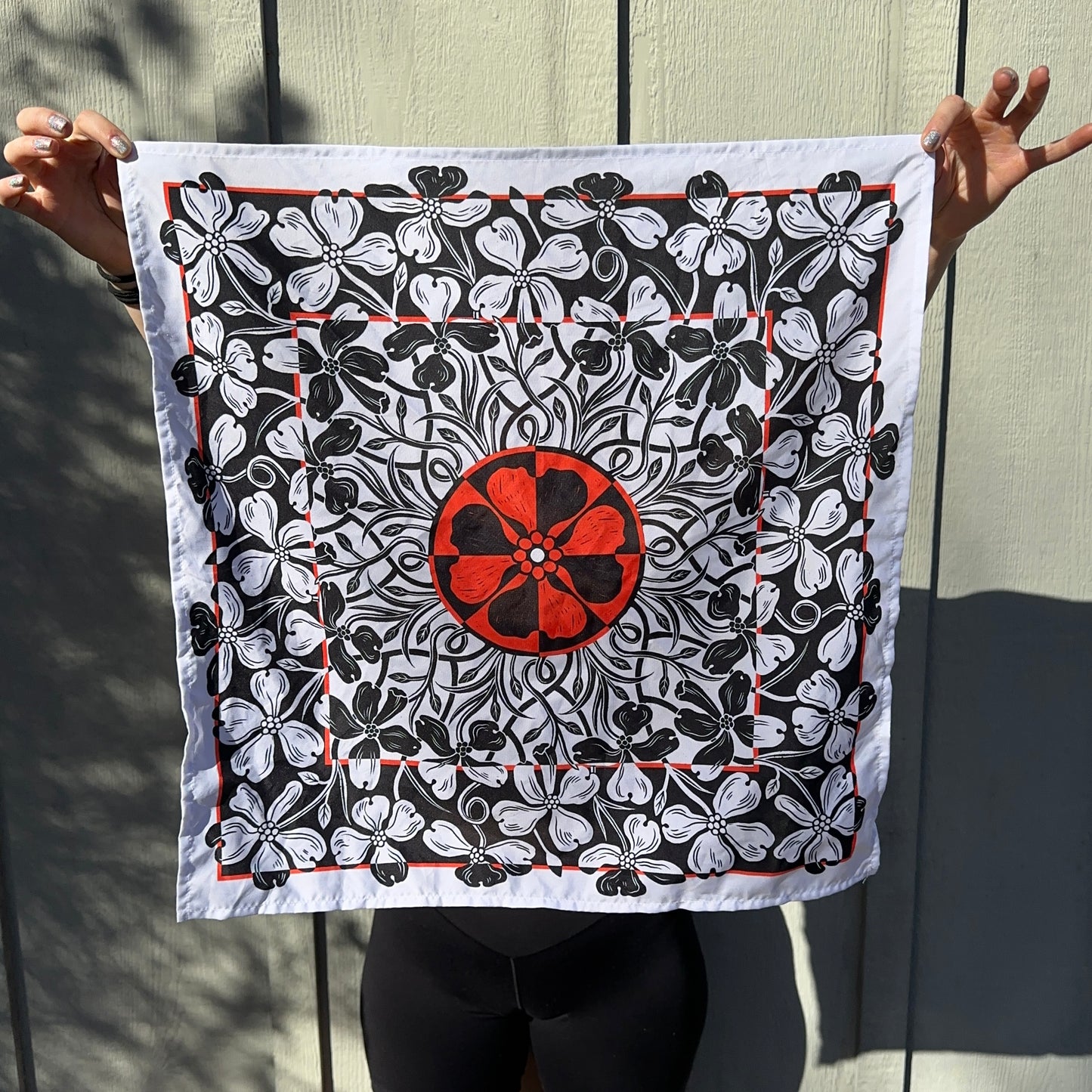 DOGWOOD - 21x21" bandana